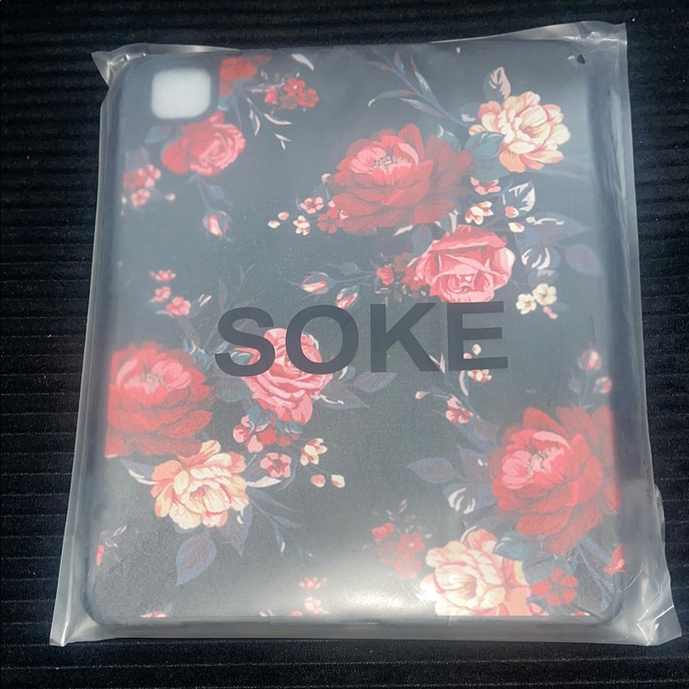 12.9 IPad Pro Floral Tablet Cover - Red and Pink